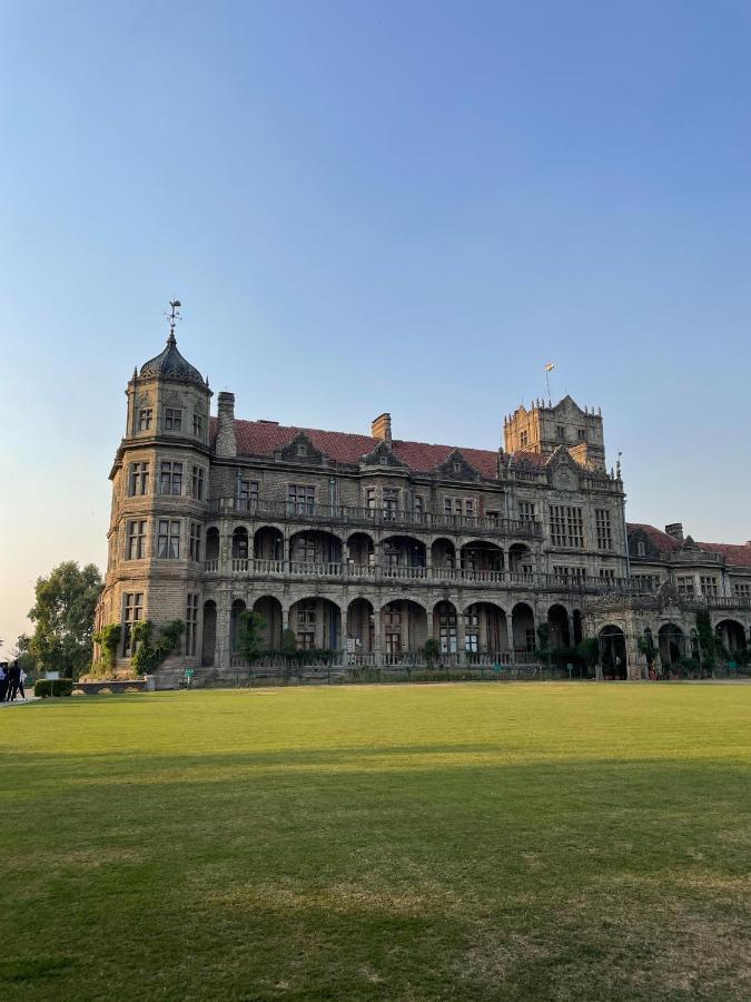 Mountain Zest-Simla Royale Near Mall Road-Free Pickup From Railway Station Simla Εξωτερικό φωτογραφία