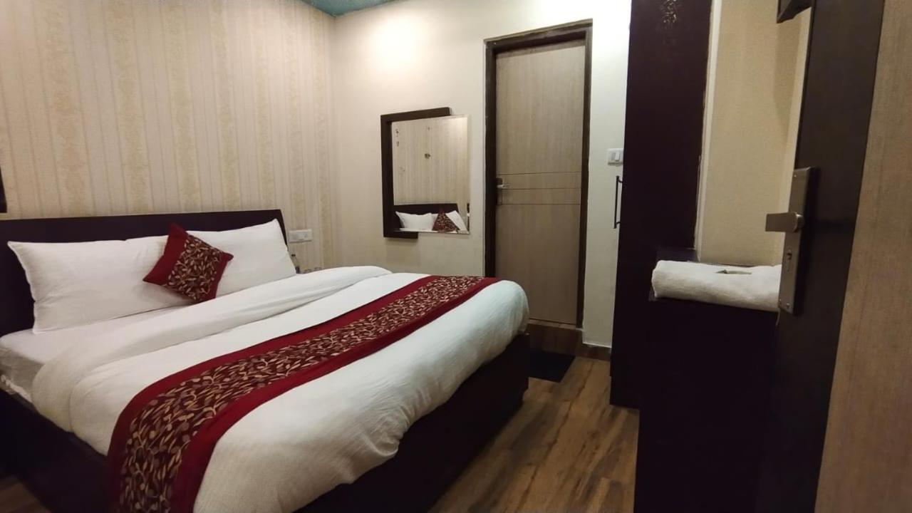 Mountain Zest-Simla Royale Near Mall Road-Free Pickup From Railway Station Simla Εξωτερικό φωτογραφία