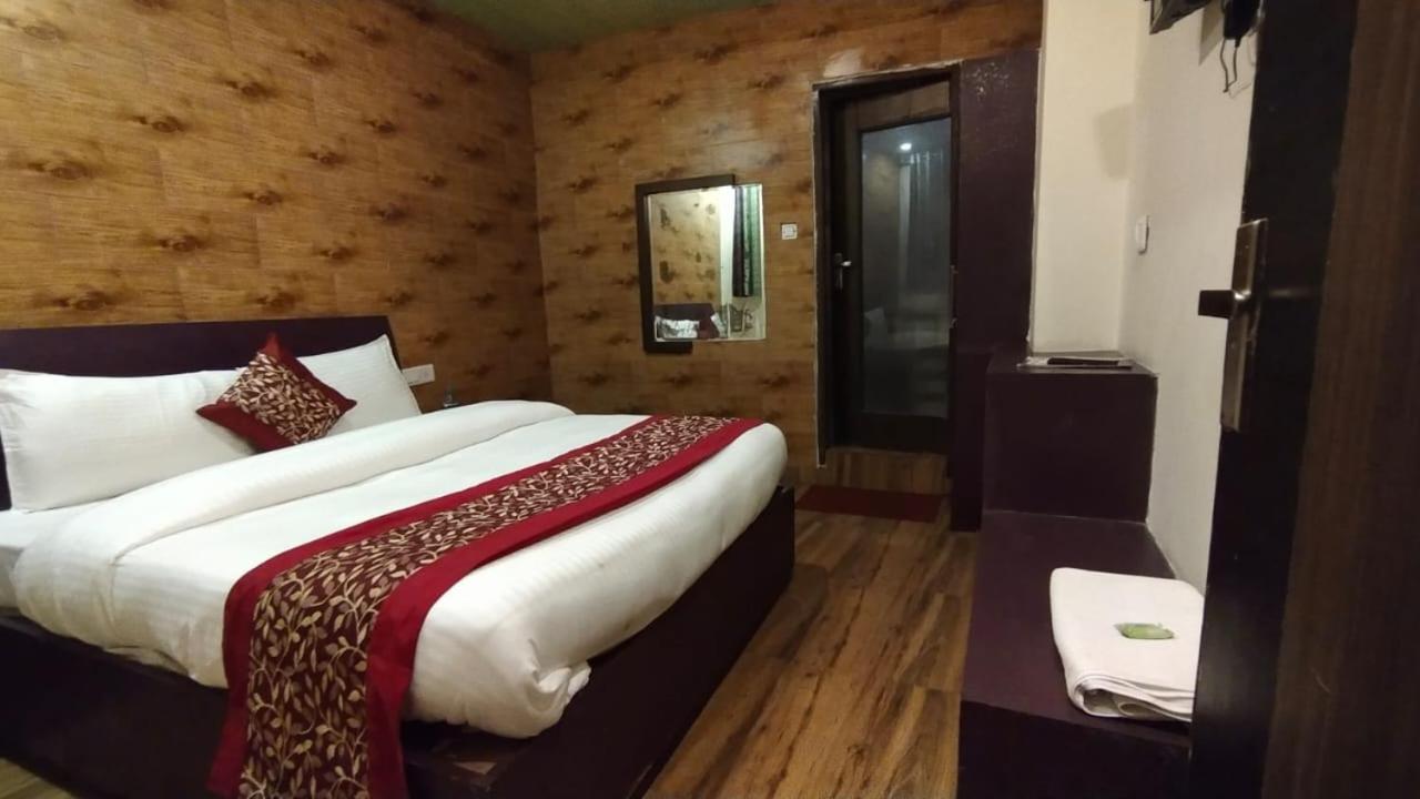 Mountain Zest-Simla Royale Near Mall Road-Free Pickup From Railway Station Simla Εξωτερικό φωτογραφία